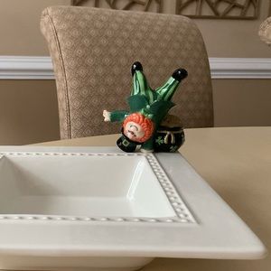 St. Patrick’s Day Leprechaun & Pot of Gold Platter Decoration 🍀